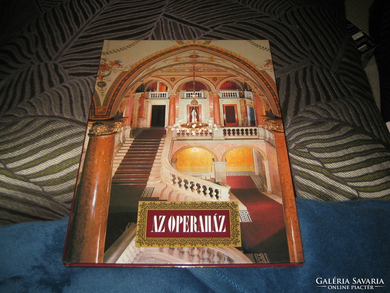 The opera house: Csétenyi r - szvoboda d. G.- Bérci l. - Bérci g, fine arts publisher