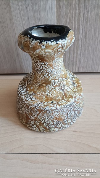 Dekoratív jelzett kerámia váza