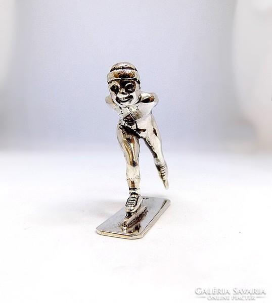 Ezüst korcsolyázó miniatűr figura (ZAL-Ag111070)