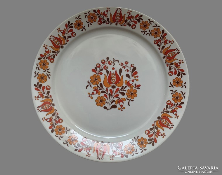 Nagyméretű ALFÖLDI porcelán kerek tányér, 28, 5 cm. narancs, piros, barna magyaros mintás