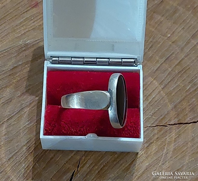 Nagyon szép nagy ovális ónix köves ezüst gyűrű
