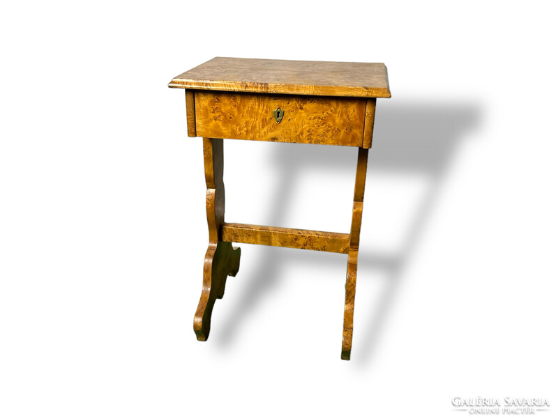 Antique bieder sewing table