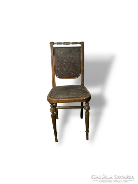 Antik Bécsi Thonet szék (nyomott mintás)