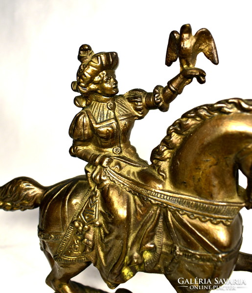 Renaissance falconer on his horse ... Marked bronze statue