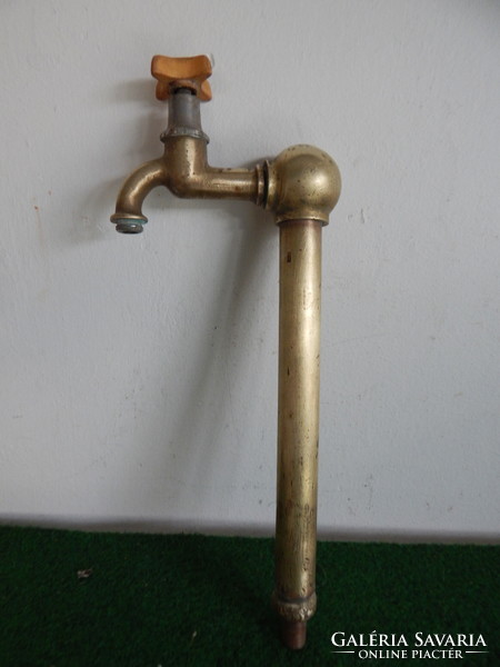 Beer tap in the condition shown in the picture, I can also post it.