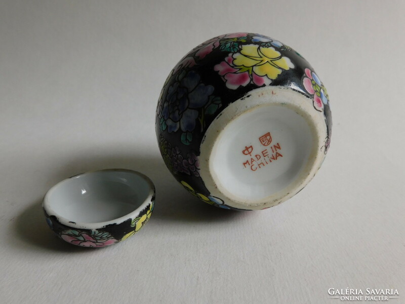 Jingdezhen famille noire porcelain teapot