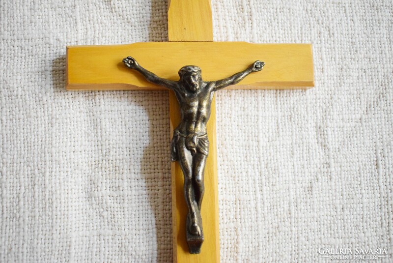 Old crucifix corpus bronze wood, wall 24 x 12.5 cm (01)