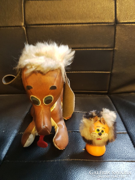 Retro-old faux leather dog figurine + wooden lion.