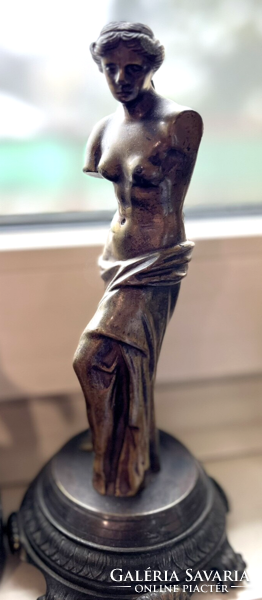 Bronz Vénusz szobor