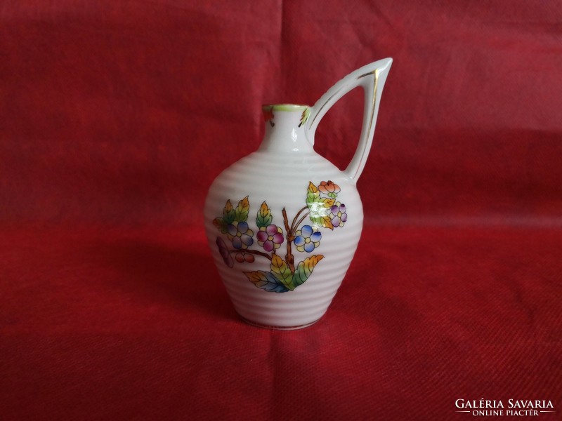 Herend vbo (victoria) patterned, elf-eared, ribbed jug, (victoria)