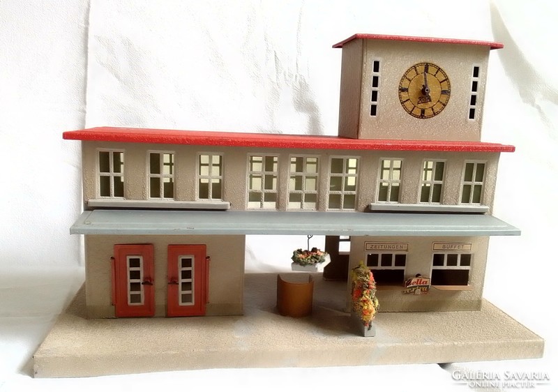Antique old Kibri 0 model railway station building record game us zone 1945-49 field table accessory