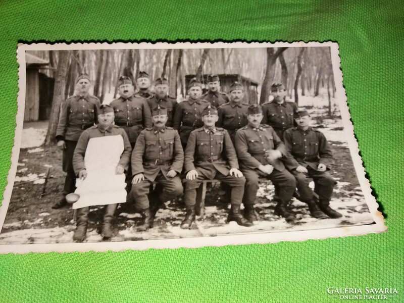 Antik II. VH. Katonák csoportkép fotó képeslap képeslap méret a képek szerint