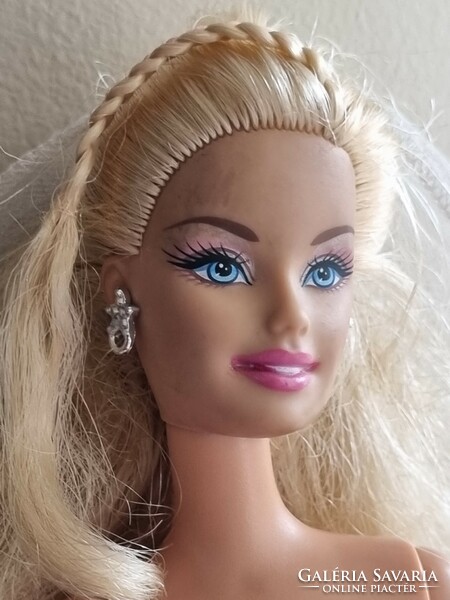 Eredeti szőke fülbevalós Mattel Barbie baba 1999