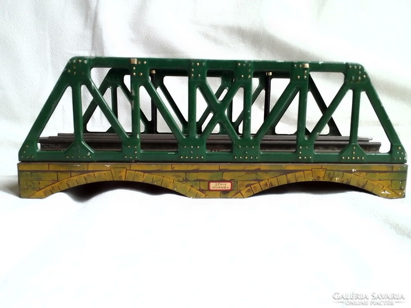 Antique old railway bridge hornby three track 0 model railway field table board game accessory item