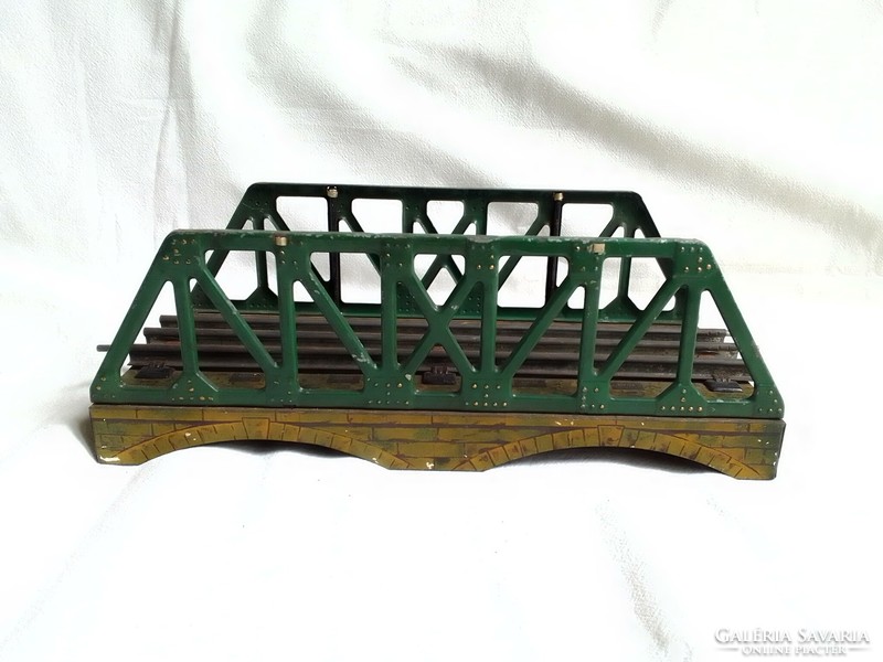 Antique old railway bridge hornby three track 0 model railway field table board game accessory item