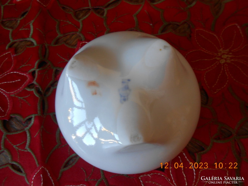 Zsolnay porcelain, várdeák i. Sugar container