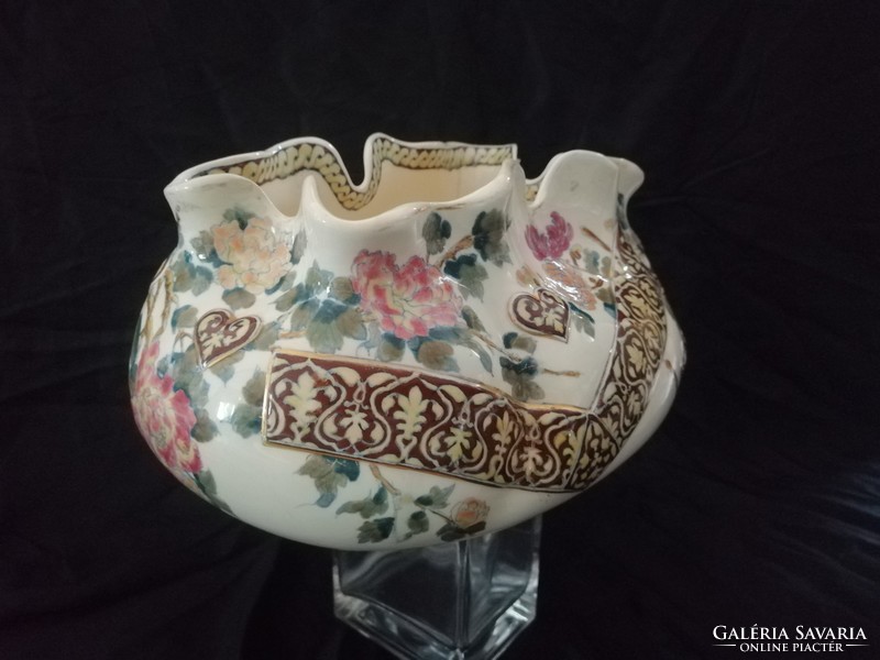 Fischer i Budapest majolica decorative bowl