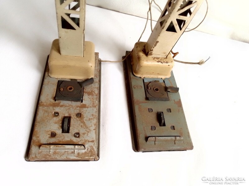 Két antik régi vasúti táblás jelző JEP France 0-ás modell 1920-30 terepasztal kiegészítő lemezjáték