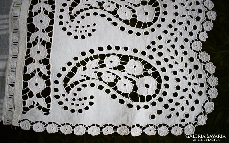 Madeira riselt lyuk hímzés futó terítő , asztal közép , dekoráció , függöny 142 x 44 cm