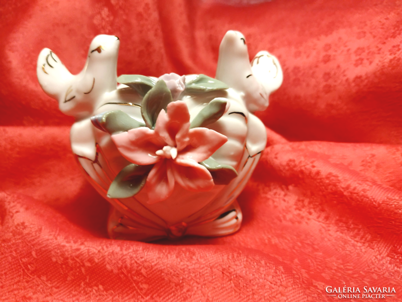 Porcelain pigeon pair, jewelry holder