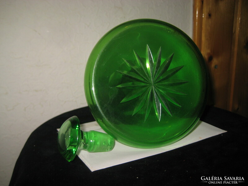 Green art nouveau decorative glass, with polished stopper, 21 cm, with polished bottom