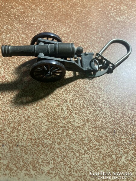 Cannon key holder