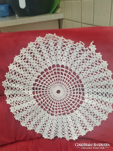 Hand-crocheted lace tablecloth made of thin yarn, 4 pieces for sale!