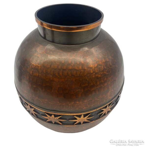 Bronze, star-patterned vase - m404