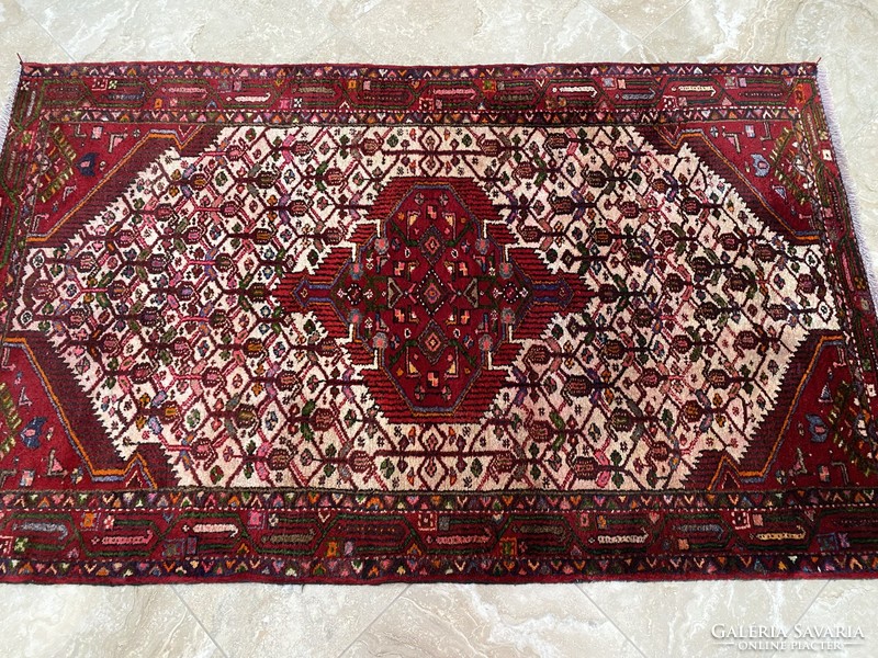 Iran Hamadan perzsaszőnyeg 182x110 cm