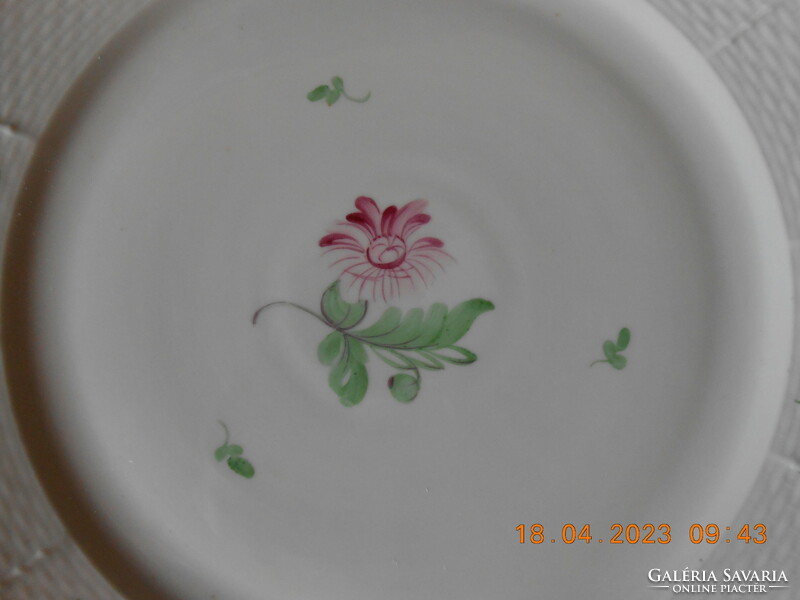 Herend tertia, serving bowl with aster pattern