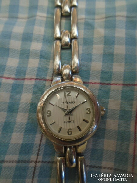Beautiful, elegant, Swiss women's watch with a super Swiss movement, swiss made 682 11 caliber