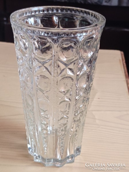 Június 9-ig akciós 20 cm magas retró üveg váza