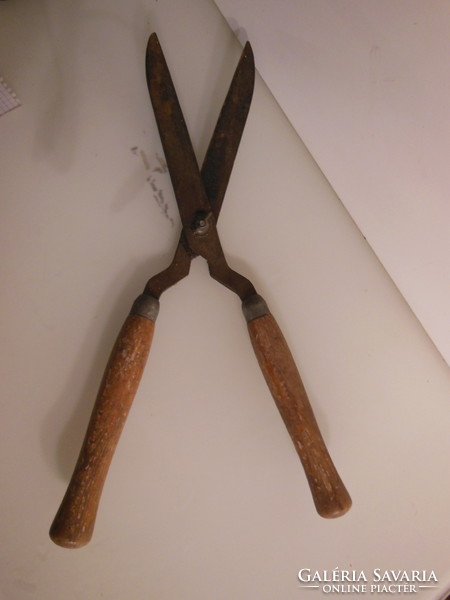 Hedge shears - 48 x 14 cm - old - wooden handle - Austrian - flawless