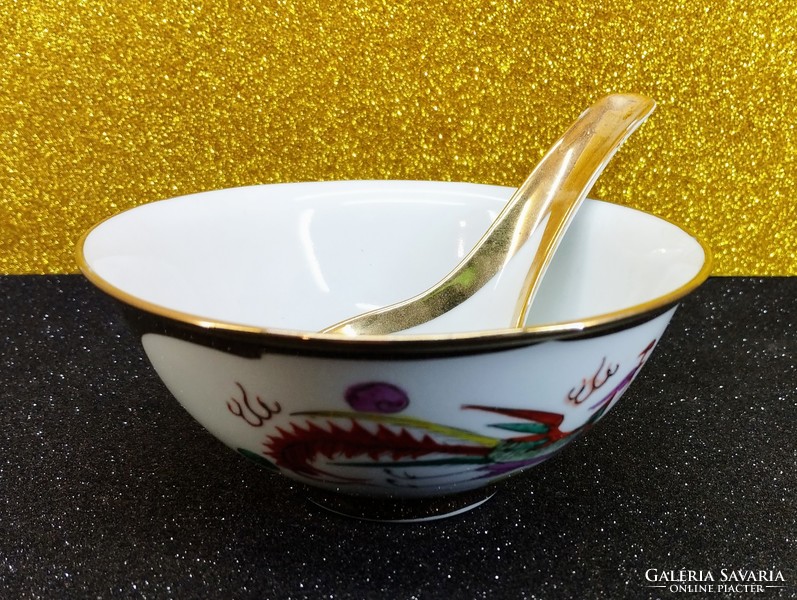 Tradicionális kínai porcelán leveses készlet - aranyszegélyes vörös sárkány