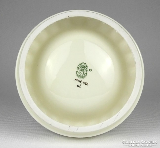 1M794 Zsolnay buttery porcelain ashtray with a butterfly pattern
