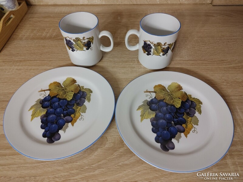 Picnic basket antique Zsolnay mugs and plates with grape pattern