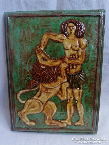 Andróczi base ceramic wall decoration Samson and the lion