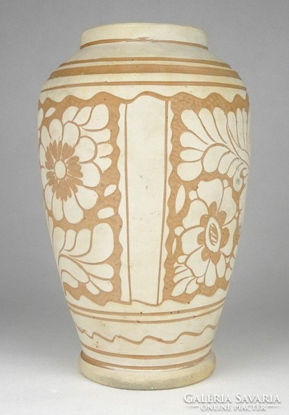 1M767 Régi nagyméretű jelzett fehér Korondi kerámia váza 21.5 cm