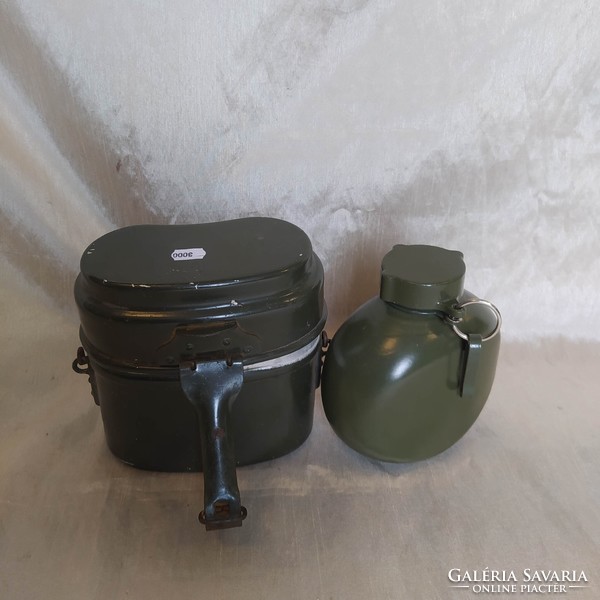 Retro military water bottle holder