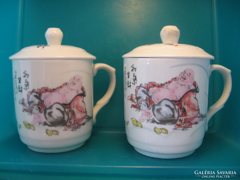 Covered Chinese tea mug with Buddha decor