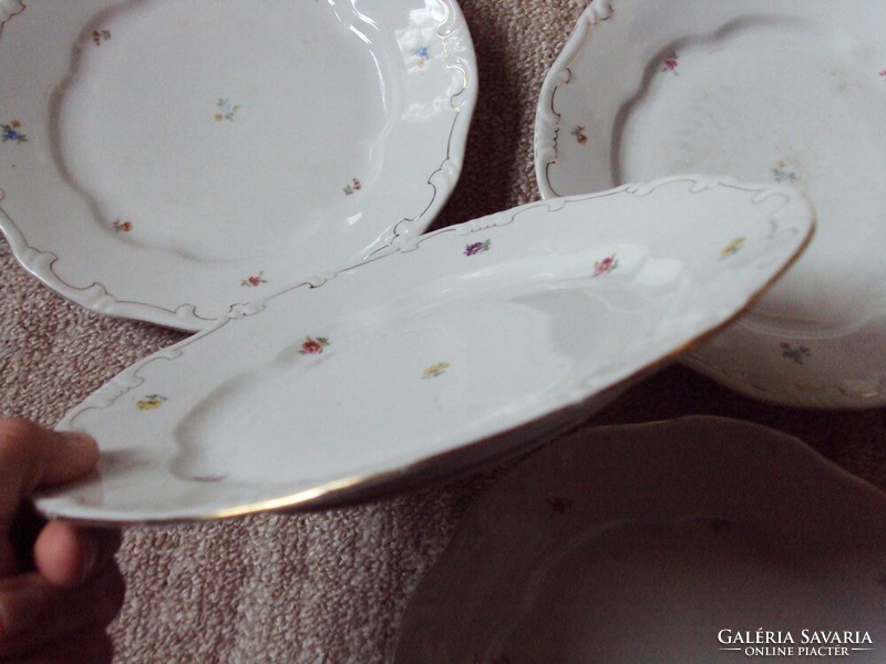 Retro régi porcelán lapos tányér virág mintás 4 db Zsolnay porcelán Pécs