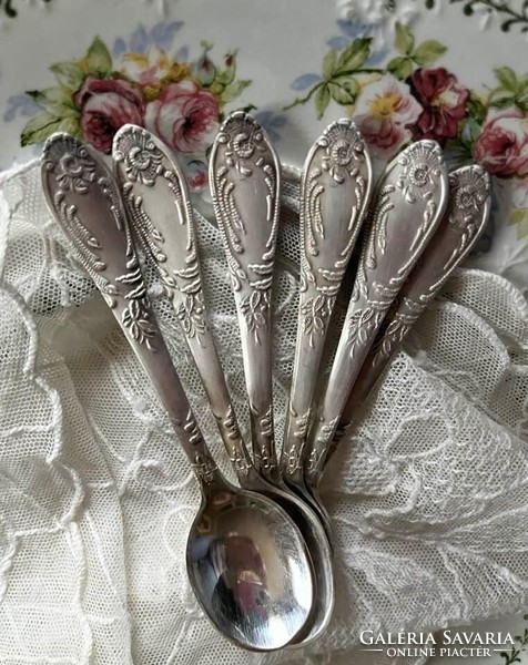 6 silver-plated coffee spoons