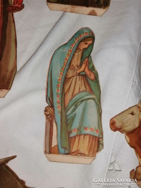Antique papier-mâché, Nativity figures