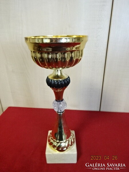 Gold-plated goblet, on a marble base, total height 31.5 cm. Jokai.