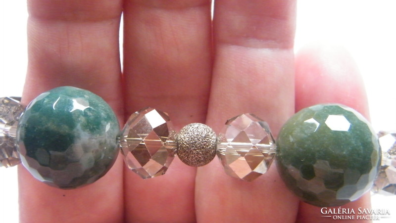 Large-eyed agate and crystal bracelet