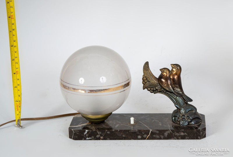 Art deco stílusú asztali lámpa madár figurákkal