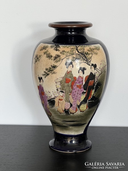 Vase of Japanese satsuma