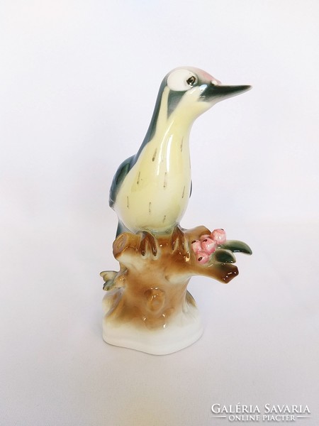 Zsolnay hand painted woodpecker bird! Flawless! (No. 23/138.)