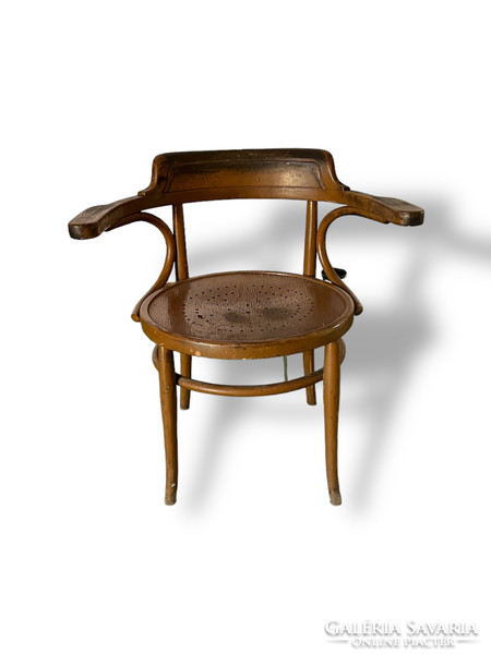 Antik Thonet karfás szék