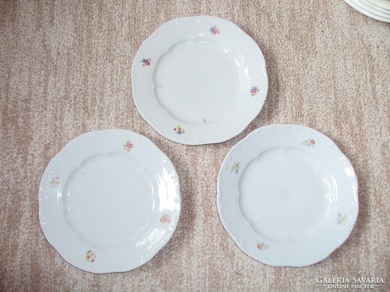 Retro régi porcelán süteményes kis tányér virág mintás 3 db Zsolnay Pécs